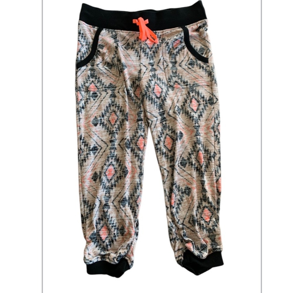NOBO Girls Trendy Aztec Geometric Print Capri Joggers with Orange Accents SIZE M